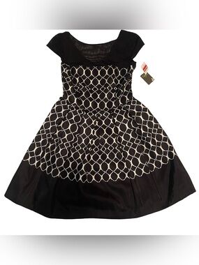Taylor Black & White Geometric Fit-and-Flare Mini Dress